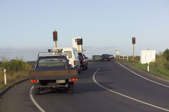 The existing bottle-neck Kopu Bridge 